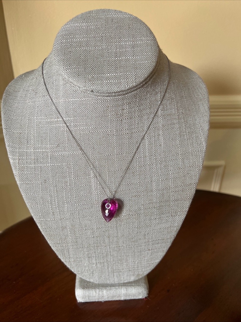 Genuine Signed Swarovski Fuchsia Pink LILA Crystal Heart Pendant Necklace